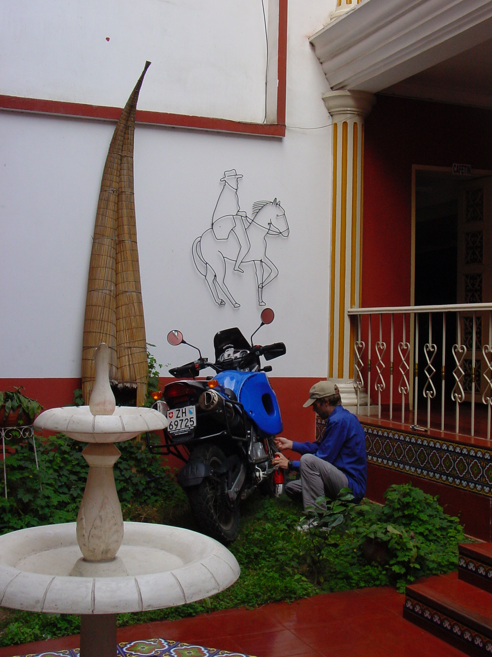 Ein Reiter und sein Pferd